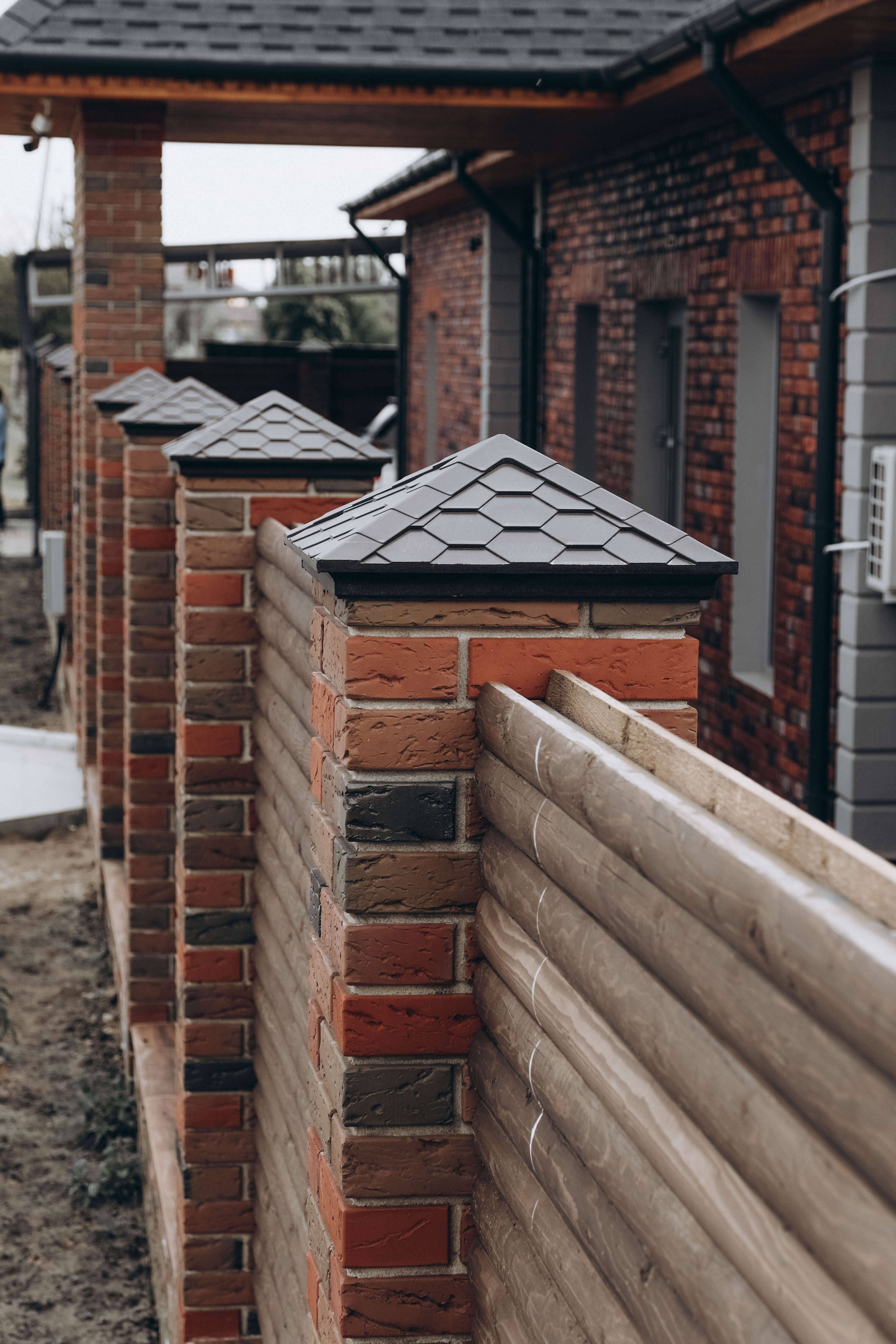 Колпак Zking Эверест Коричневый на столб 1.5х1.5 кирпича (390х390мм) в Ангарске фото